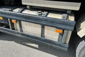 Scania R560, 412 kW, дизель, автомат