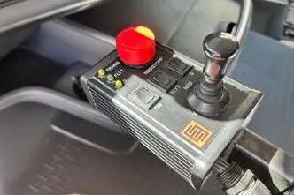 Scania R560, 412 kW, дизель, автомат