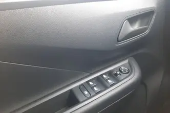 Opel Frontera, 1.2, 107 kW, hübriid, automaat, esivedu