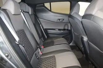 Toyota C-HR, 1.8, 72 kW, гибрид, автомат, передний привод