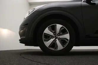 Kia Niro, 1.6, 77 kW, hübriid, automaat, esivedu