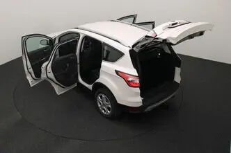 Ford Kuga, 1.5, 88 kW, bensiin, manuaal, esivedu