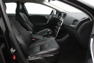 Volvo V40, 2.0, 88 kW, diisel, manuaal, esivedu