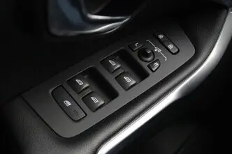 Volvo V40, 2.0, 88 kW, diisel, manuaal, esivedu