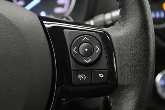 Toyota Yaris, 1.5, 82 kW, bensiin, automaat, esivedu