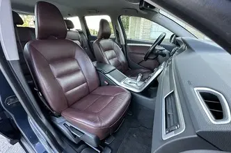 Volvo V70, 2.0, 120 kW, diisel, automaat, esivedu