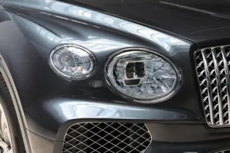 Bentley Bentayga, 4.0, 404 kW, bensiin, automaat, nelikvedu