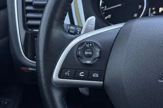 Mitsubishi Outlander, 2.0, 110 kW, бензин, автомат, полный привод