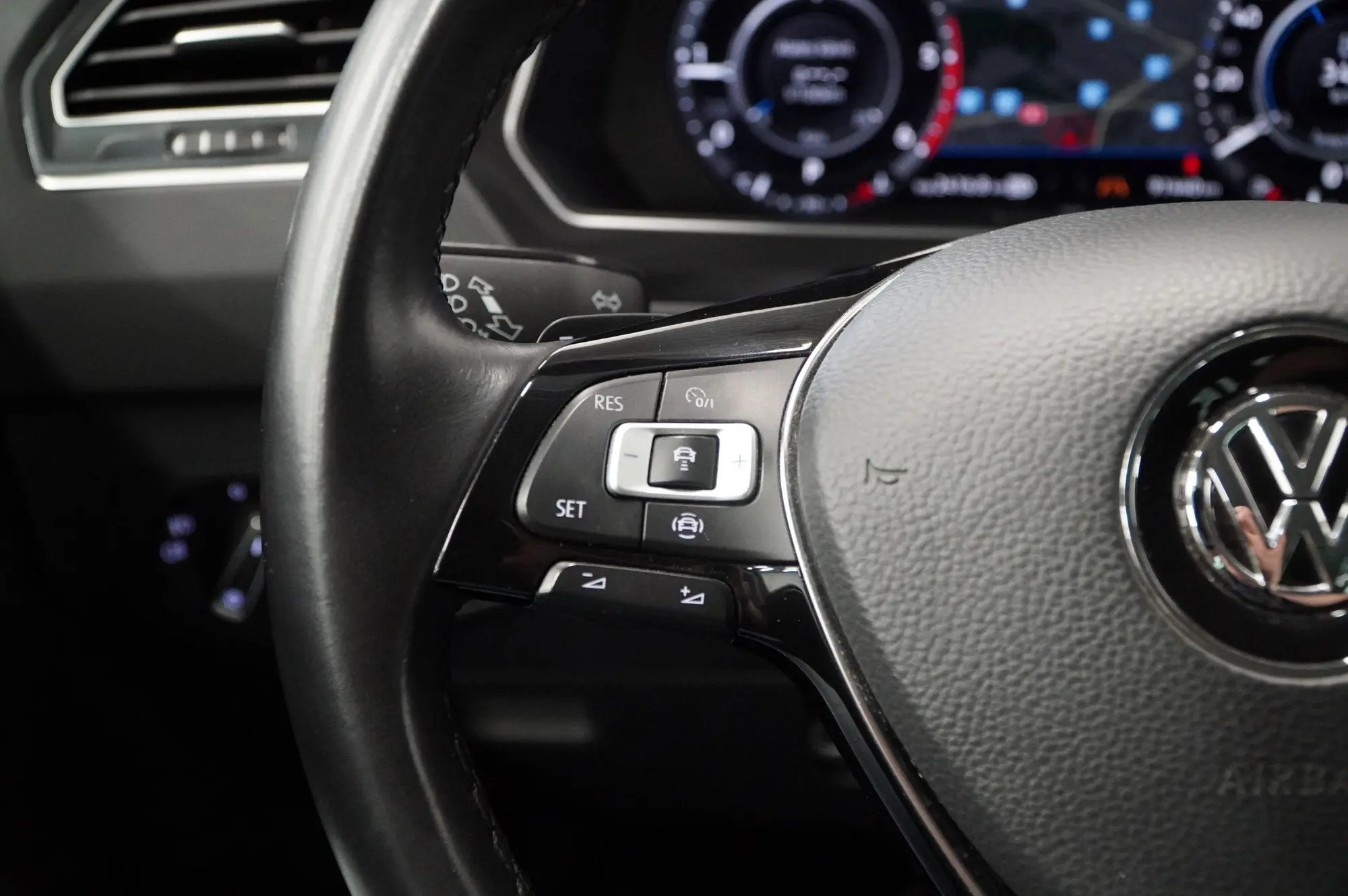 Volkswagen Tiguan, 2.0, 140 kW, diesel, automatic, four-wheel drive