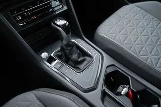 Volkswagen Tiguan, 1.5, 110 kW, бензин, автомат, передний привод