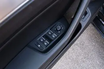 Volkswagen Passat, 2.0, 140 kW, дизель, автомат, задний привод