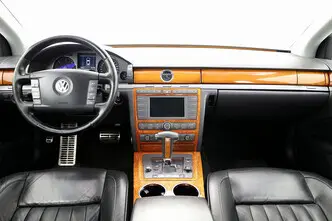 Volkswagen Phaeton, 3.0, 232 kW, diesel, automatic, four-wheel drive