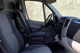 Volkswagen Crafter, 2.0, 135 kW, дизель, механическая, задний привод