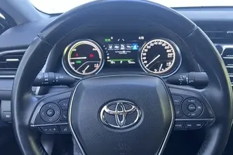 Toyota Camry, 2.5, 131 kW, hybrid, automatic, front-wheel drive