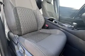 Toyota C-HR, 1.8, 72 kW, гибрид, автомат, передний привод