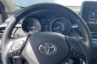 Toyota C-HR, 1.8, 72 kW, гибрид, автомат, передний привод