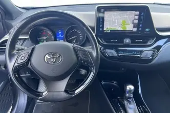 Toyota C-HR, 1.8, 72 kW, гибрид, автомат, передний привод