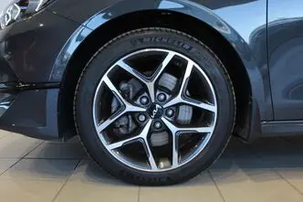 Kia cee'd / Ceed, 1.5, 117 kW, petrol, automatic, front-wheel drive