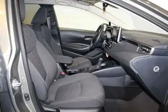 Toyota Corolla, 1.5, 92 kW, petrol, automatic, front-wheel drive