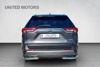 Toyota RAV4, 2.5, 131 kW, hybrid, automatic, front-wheel drive