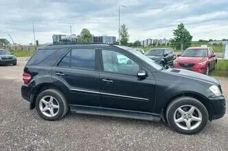 Mercedes-Benz ML 320, 3.0, 165 kW, diesel, automatic, four-wheel drive