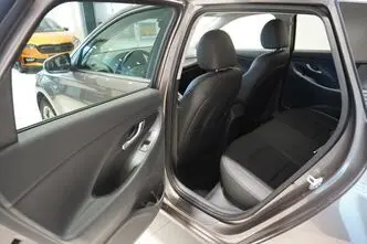 Hyundai i30, 1.5, 117 kW, hübriid, automaat, esivedu