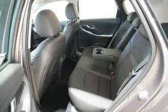 Hyundai i30, 1.5, 117 kW, hübriid, automaat, esivedu