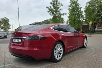 Tesla Model S, 386 kW, elekter, automaat, nelikvedu