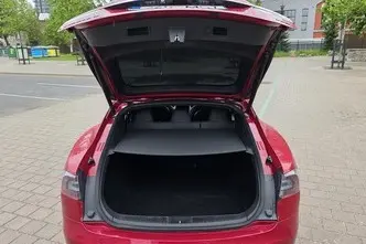 Tesla Model S, 386 kW, elekter, automaat, nelikvedu