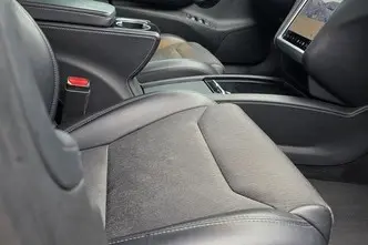 Tesla Model S, 386 kW, elekter, automaat, nelikvedu