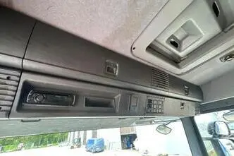 Scania P124, 309 kW, diisel, manuaal