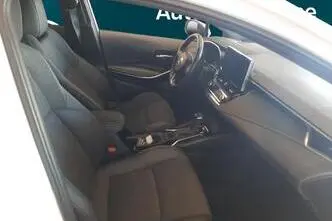 Toyota Corolla, 1.8, 90 kW, hübriid, automaat, esivedu