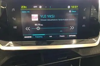 Peugeot e-2008, elekter, automaat, esivedu