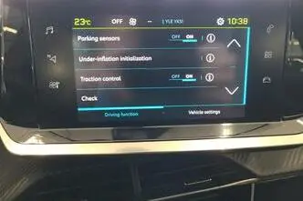 Peugeot e-2008, elekter, automaat, esivedu