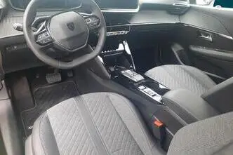 Peugeot e-208, elekter, automaat, esivedu