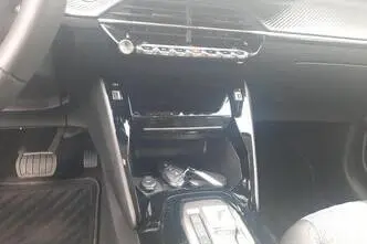 Peugeot e-208, elekter, automaat, esivedu