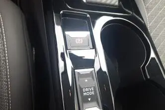 Peugeot e-208, elekter, automaat, esivedu