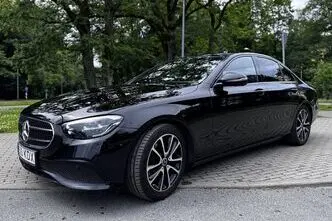 Mercedes-Benz E 200, 1.6, 118 kW, diesel, automatic, rear-wheel drive