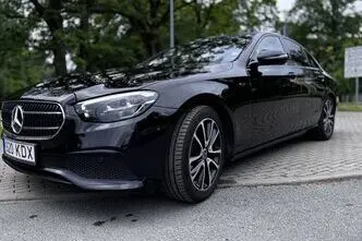 Mercedes-Benz E 200, 1.6, 118 kW, diesel, automatic, rear-wheel drive