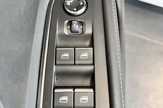 Peugeot 5008, 1.5, 96 kW, diisel, automaat, esivedu