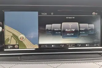 Mercedes-Benz S 550, 4.7, 335 kW, petrol, automatic, four-wheel drive