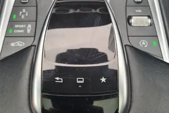 Mercedes-Benz S 550, 4.7, 335 kW, petrol, automatic, four-wheel drive