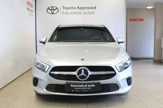 Mercedes-Benz A 180, 1.3, 100 kW, petrol, automatic, front-wheel drive