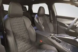 Peugeot 5008, 1.2, 100 kW, hübriid, automaat, esivedu