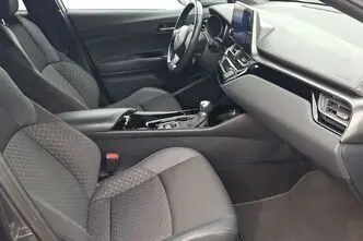 Toyota C-HR, 1.8, 72 kW, hübriid, automaat, esivedu