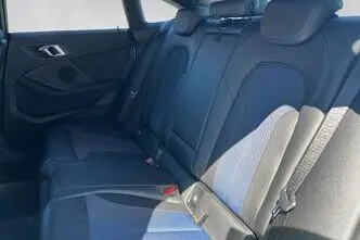 BMW 218, 103 kW, bensiin, automaat, tagavedu