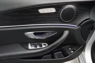 Mercedes-Benz E 220, 2.0, 143 kW, diesel, automatic, four-wheel drive