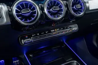 Mercedes-Benz GLB 200, 1.4, 120 kW, petrol, automatic, four-wheel drive