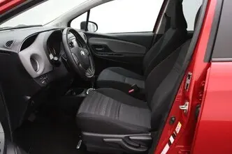 Toyota Yaris, 1.3, 73 kW, bensiin, automaat, esivedu