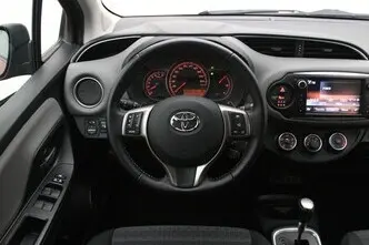 Toyota Yaris, 1.3, 73 kW, bensiin, automaat, esivedu